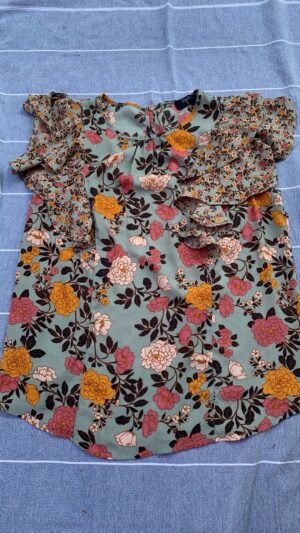 Blouse thahari x small wow!
