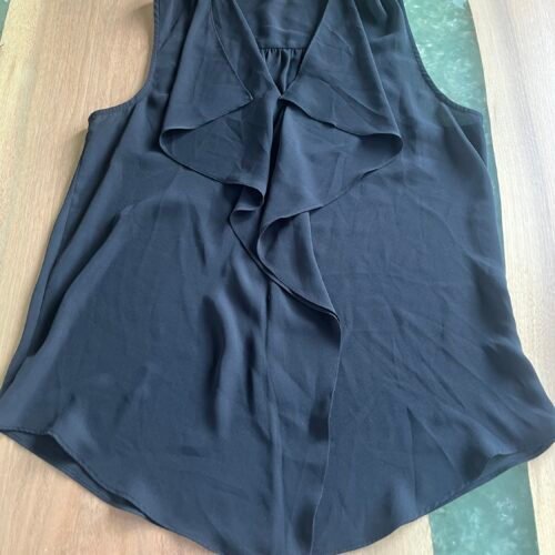 Blouse noire sans manche P
RW&CO