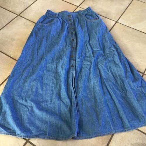 Jupe gr 34 semble small