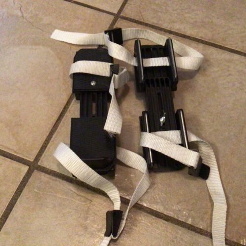 Trucs pour mettre sous les bottes des enfants  pour aller sur la glace