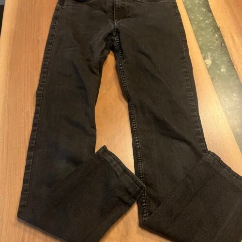 Jeans noirs H&M 10-11
Taille ajustable