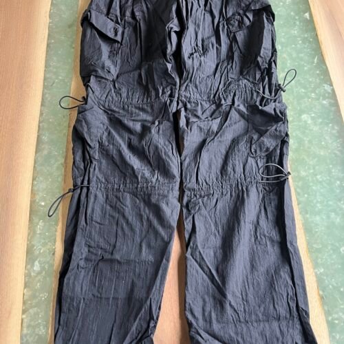 Pantalon toile baggy P
Le Garage