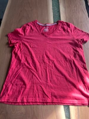T-shirt col en v TTG