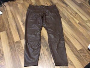 16cf7a33-8fed-45bb-9b7b-685842557a48-317-0000002eeb7c8b98_file Joe fresh brun chocolat/ xlarge / style cuirette