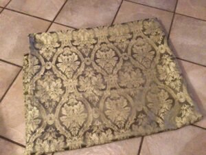Belle nappe pour table rectangulaire/ teinte diré