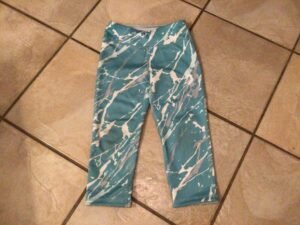 Legging 3/4  FWD (sports experts) semble 7-8 ans