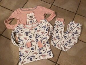 Pyjama CARTERS 7 ans