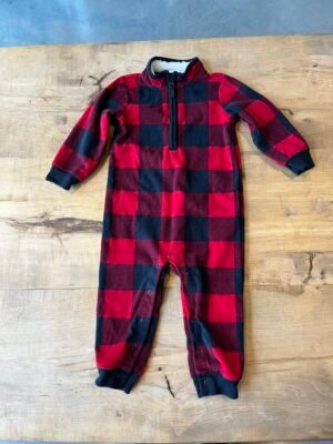 Beau petit pyjama à carreaux 18M
Carter’s