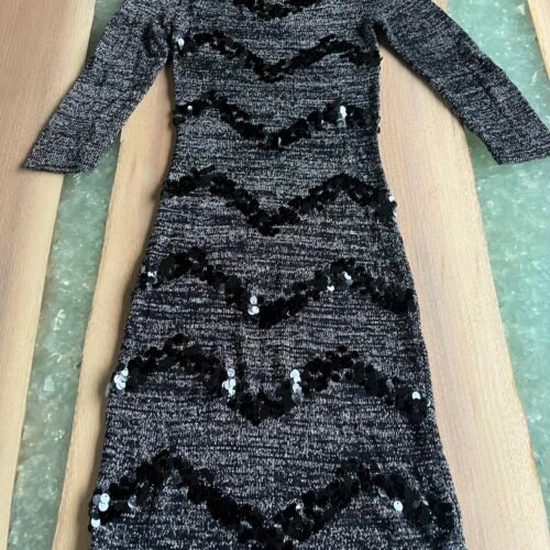 Belle robe à brillants Dynamite P