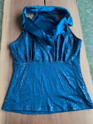 Beau top bleu brillant M