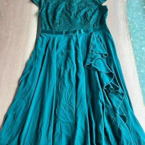 ❤️Robe verte Miusol G