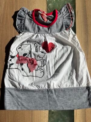 Robe de chiot semble 18 M