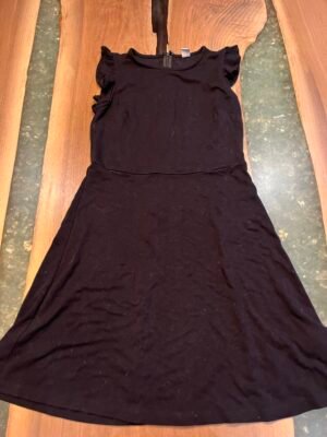 Belle petite robe noire TP