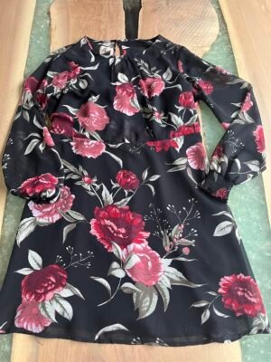 Robe 🤩 trop grande pour moi 😢
G