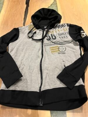 Veste grise et noire P