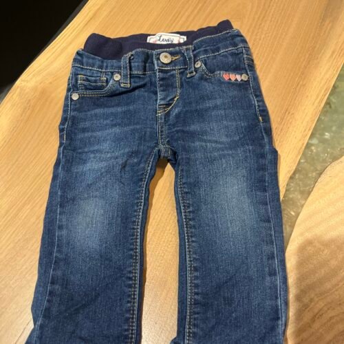 Jeans Levis 12M