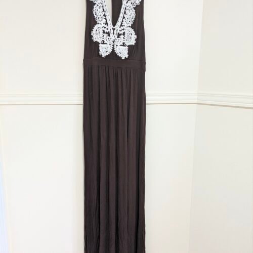 Robe longue brune