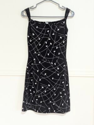 robe fleurie blanche, semble small