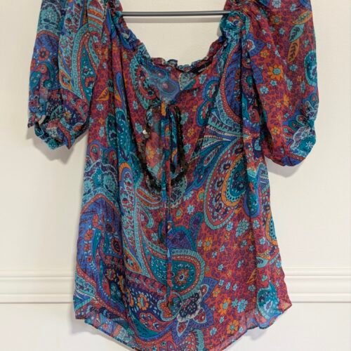 blouse colorée semi-transparente
