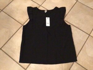 Haut TRISTAN xlarge neuf! Super beau! Vaut 65$ + taxes!