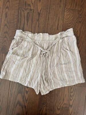 Short légère beige confo XL