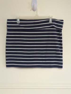 jupe courte bleu et blanche