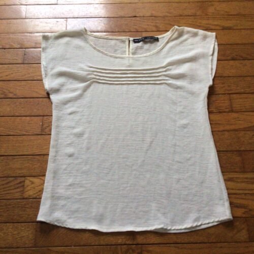ZARA basic xSmall mais peut faire small / très beau chemisier