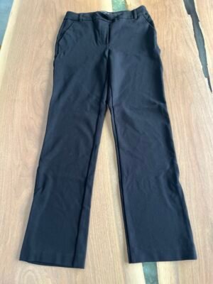 Pantalon noir jambe droite 6
Reitmans