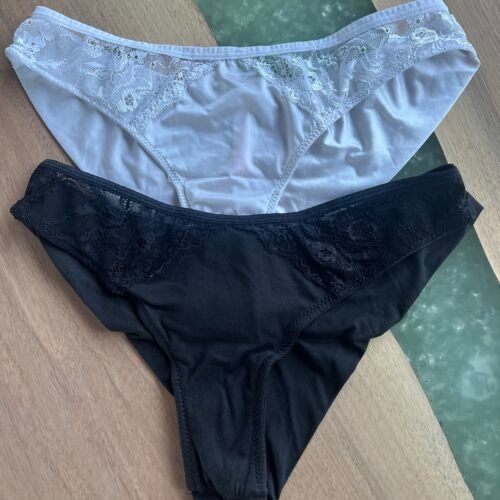 Lot 2 culottes neuves M
Rose & Vine