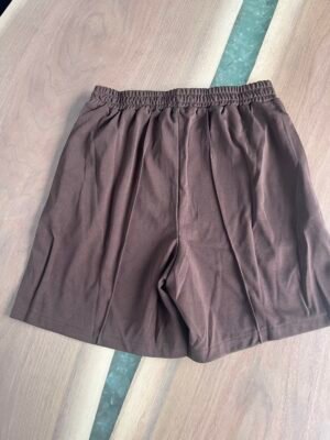Short brun M