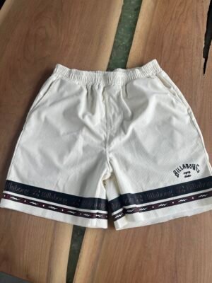 Short beige M
Billabong léger corduroy