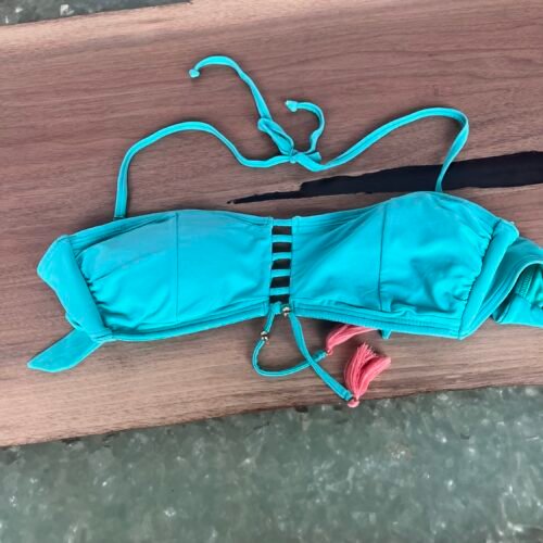 Haut de maillot turquoise M
Bikini Village
