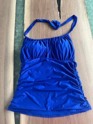 Haut de maillot bleu 🤩semble M