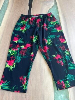 Legging fleuri court G
Penningtons