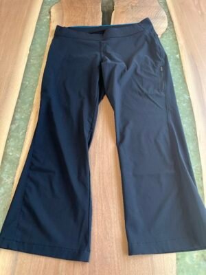 Pantalon sport noir TG
Columbia