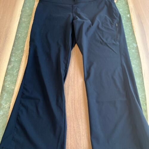 Pantalon sport noir TG
Columbia