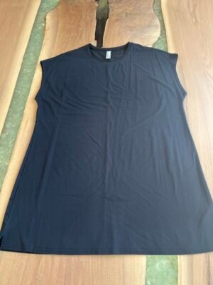 Robe noire douce TG
Friday