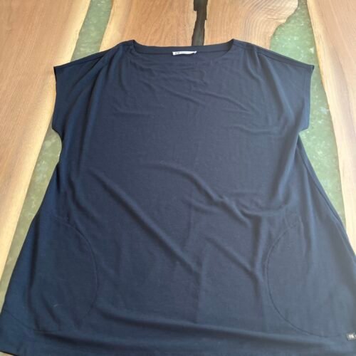 Robe noire douce TG
FIG