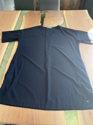 Robe noire légère TG
FIG