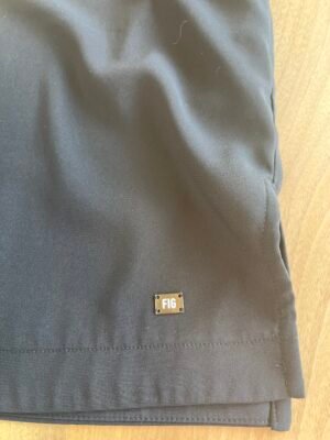 Robe noire légère TG
FIG