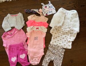 Lot bébé fille nouveau-née