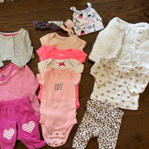 Lot bébé fille nouveau-née