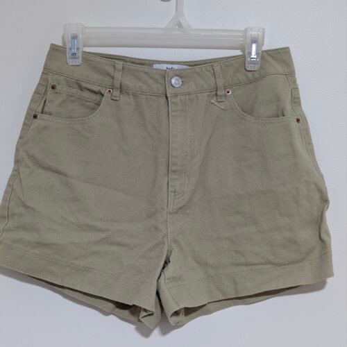 short beige twik