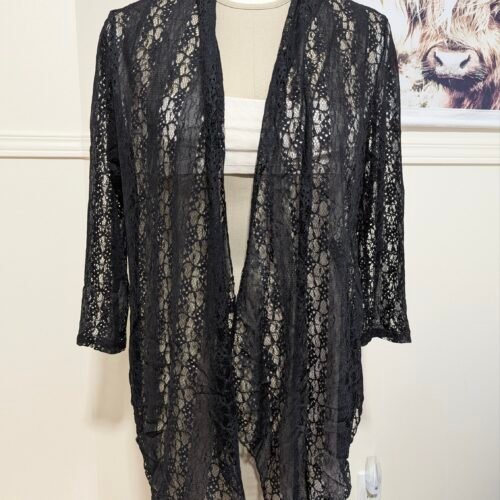 Bellle veste de dentelle noir 1X