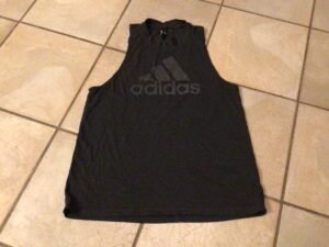 Camisole ADIDAS semble médium ❤️