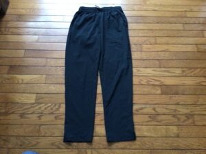 Fwd (sports experts) impeccable! Large (semble 12-14) HYPER léger, parfait pour randonnée ou sport!