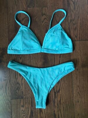Beau maillot June Small 👌
