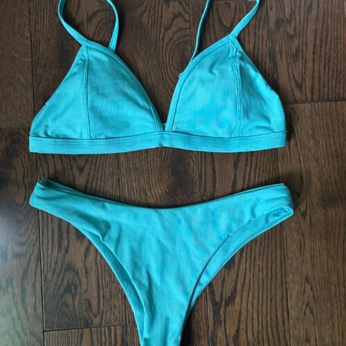 Beau maillot June Small 👌