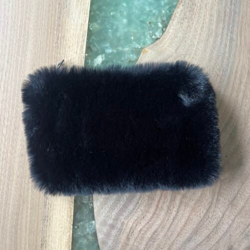 Pochette fausse fourrure