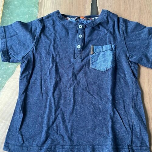 T-shirt bleu 8 ans